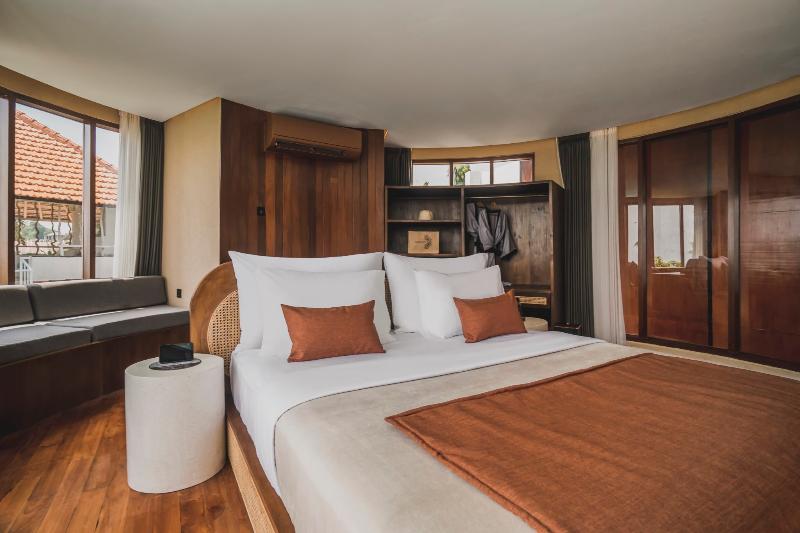 Seascape Beach Resort & Spa Uluwatu By Ini Vie image