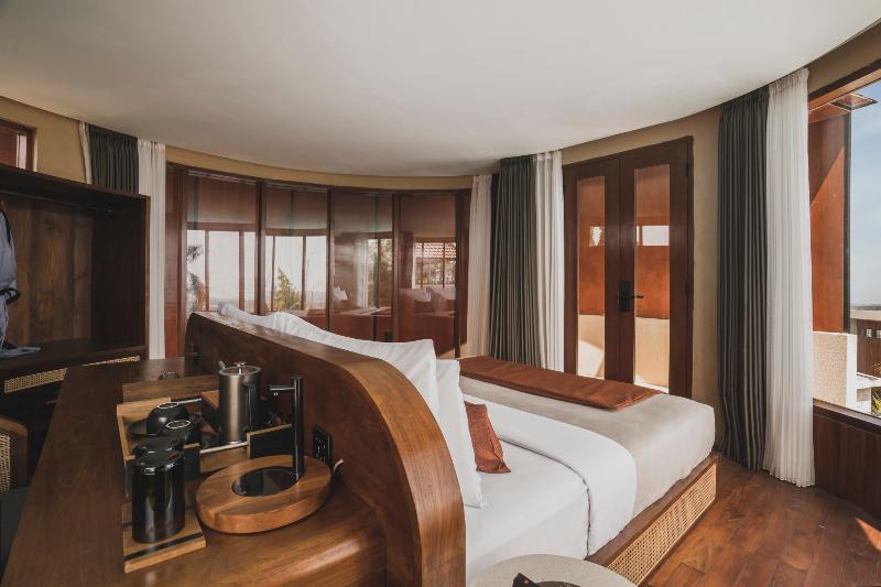 Seascape Beach Resort & Spa Uluwatu By Ini Vie image
