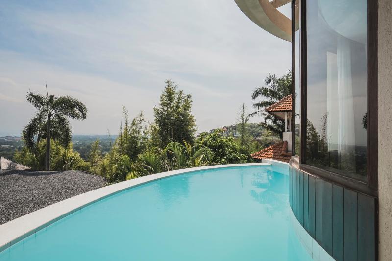 Seascape Beach Resort & Spa Uluwatu By Ini Vie image