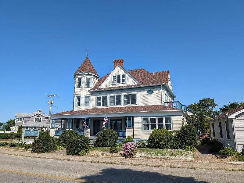 Inn On Onset Bay image