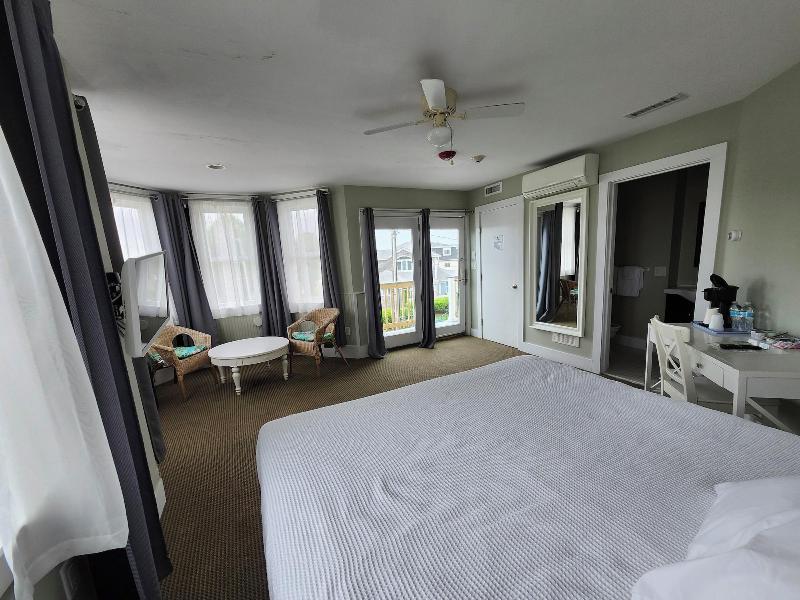 Inn On Onset Bay image