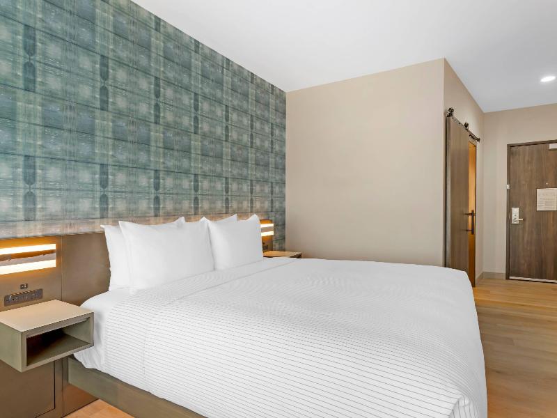 Cambria Hotel Fort Worth - Medical Center image