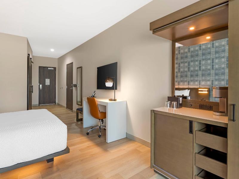 Cambria Hotel Fort Worth - Medical Center image
