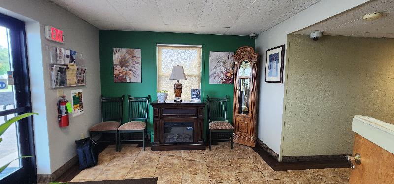 Lantern Motel image