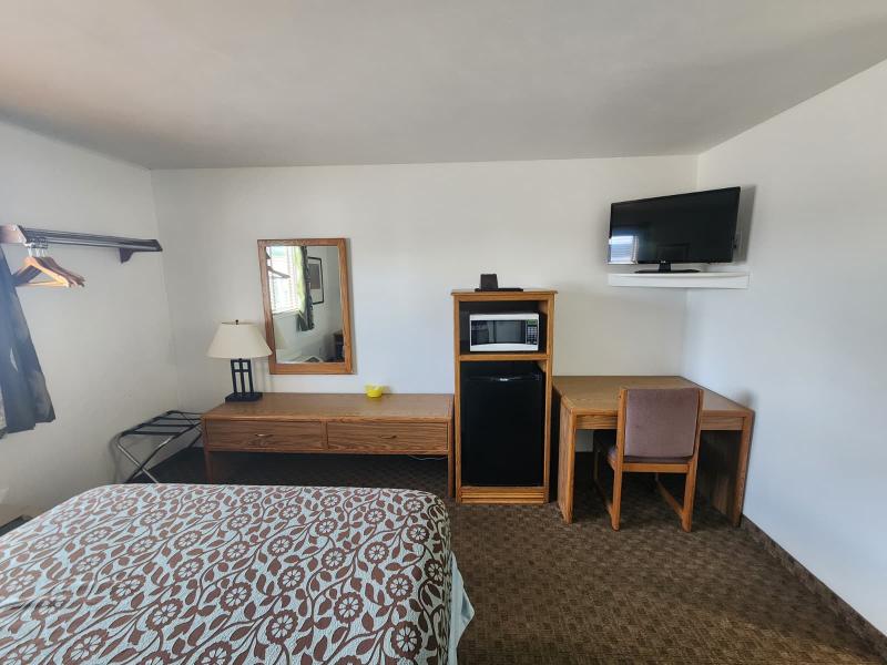 Lantern Motel image