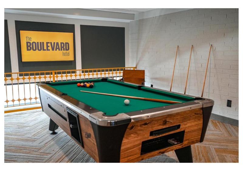 The Boulevard Hotel image