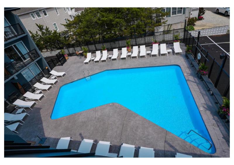 The Boulevard Hotel image