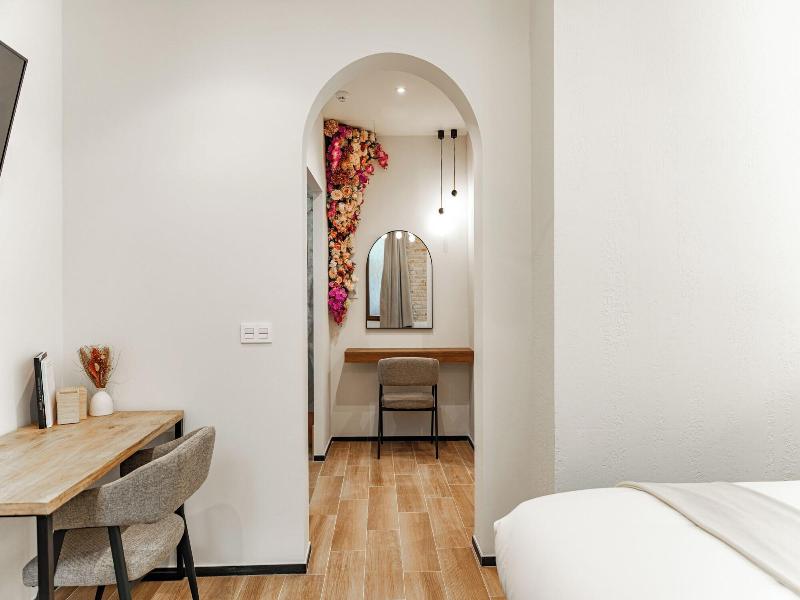 Bubaqia House image