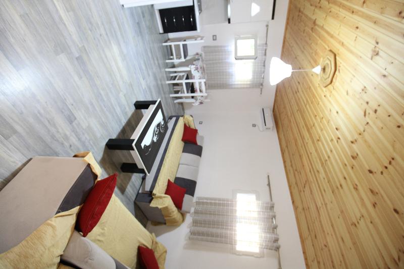 Vila Riza Veliu image