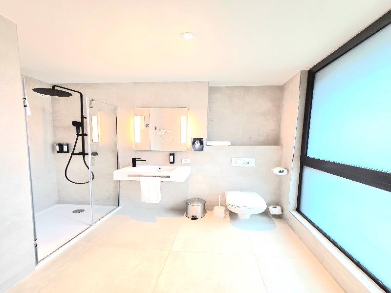 B&B HOTEL Luxembourg Centre Cloche D'Or image