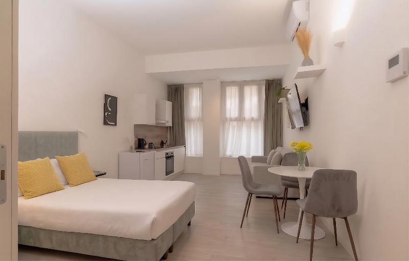 Aiello Hotels - Citylife Apartments image