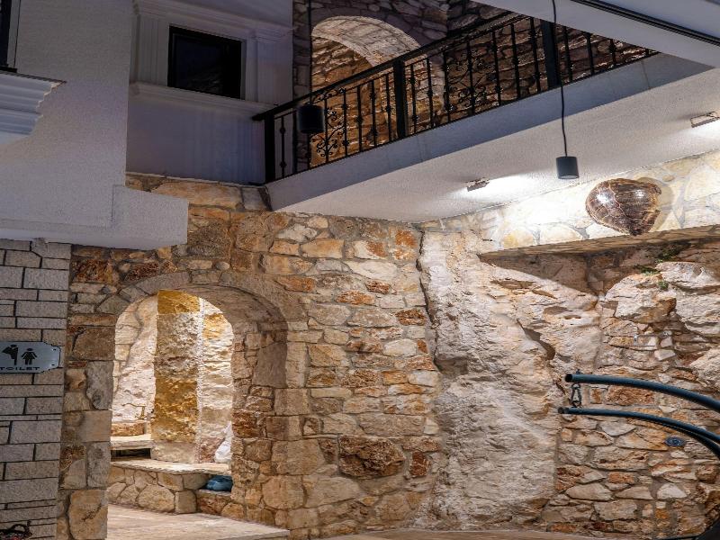 Art Hotel image