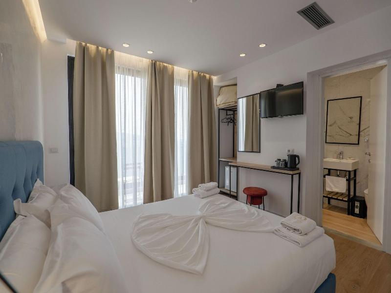 Art Hotel image