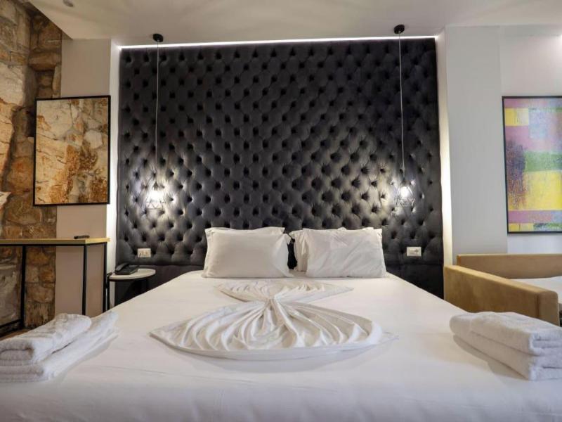 Art Hotel image