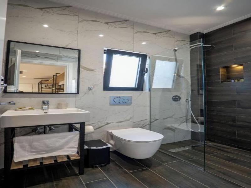 Art Hotel image