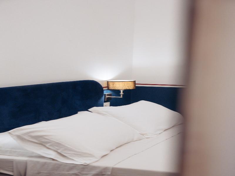 Altoledo Rooms And Suite image