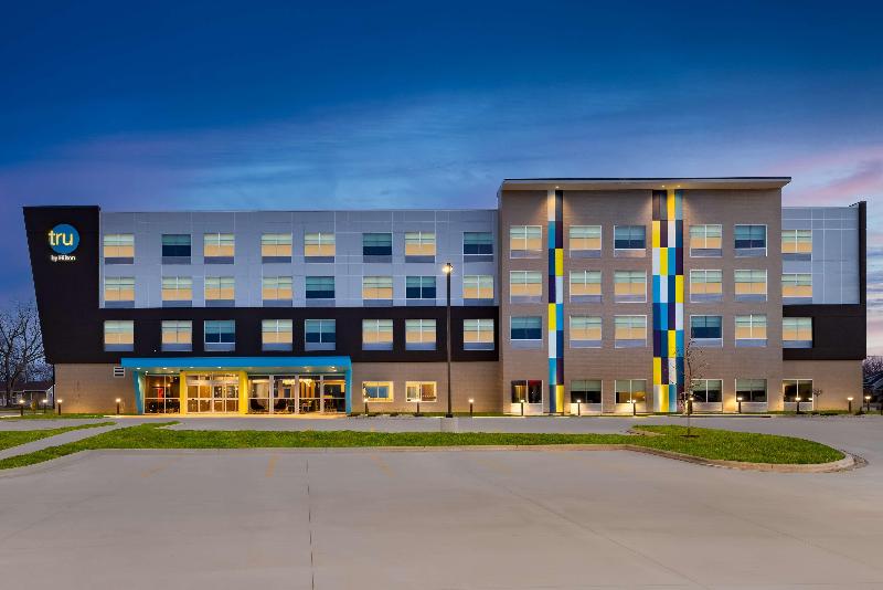 Tru By Hilton Oshkosh