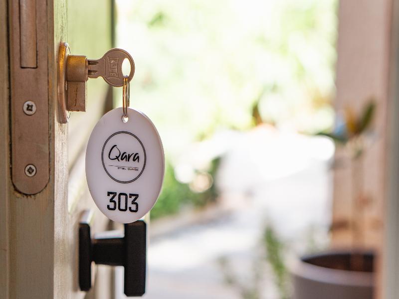 Qara Otel image