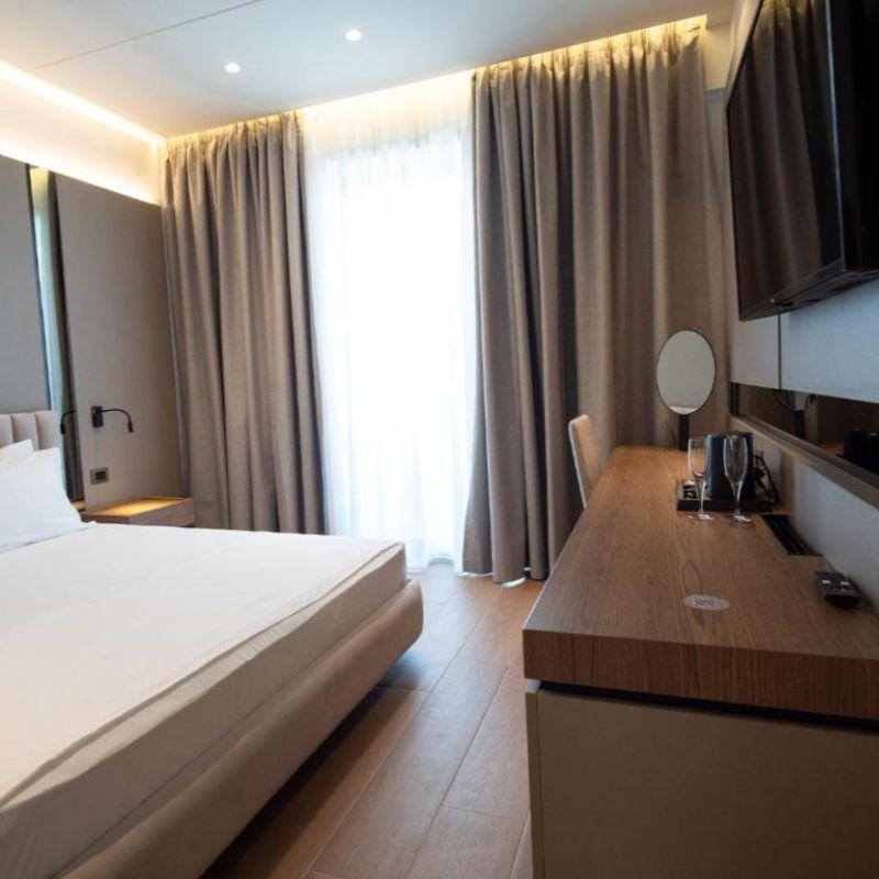 Jost Caravel image