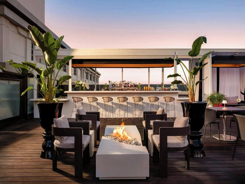 SLS Beverly Hills image