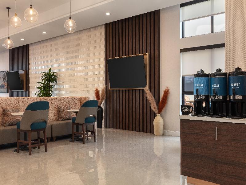 Homewood Suites by Hilton Wichita Airport