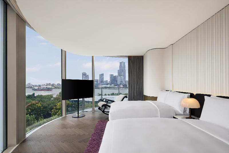 Waldorf Astoria Shanghai Qiantan image