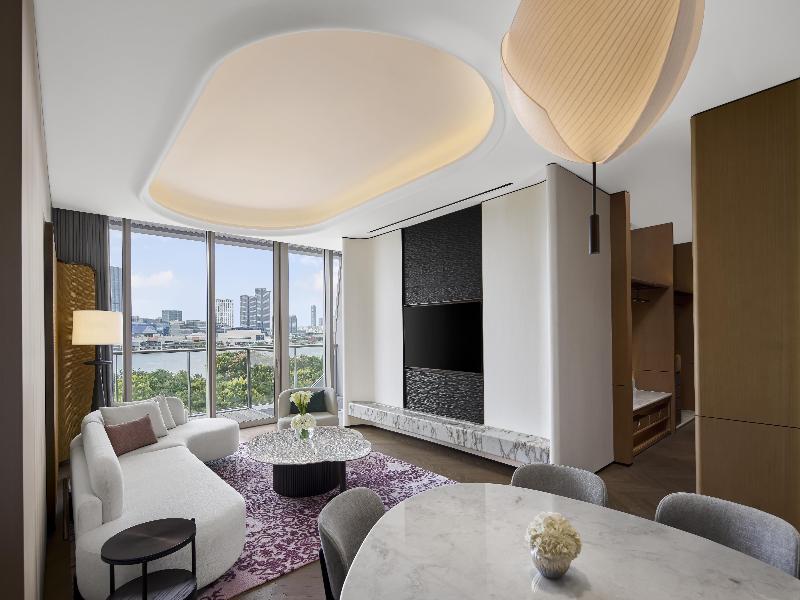 Waldorf Astoria Shanghai Qiantan image