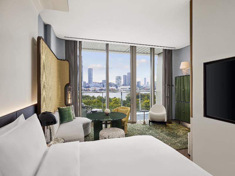 Waldorf Astoria Shanghai Qiantan image