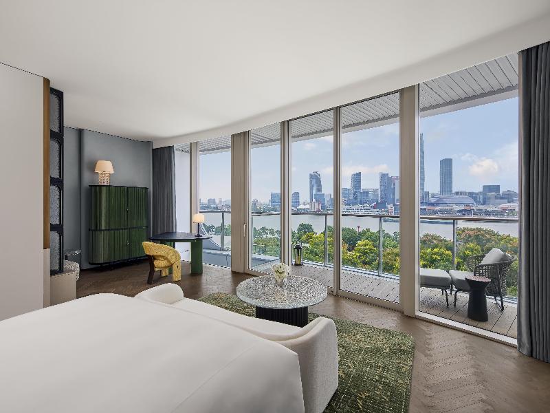 Waldorf Astoria Shanghai Qiantan image