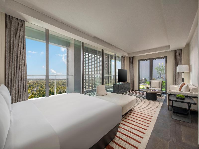 Crowne Plaza Beijing Tongzhou By Ihg image
