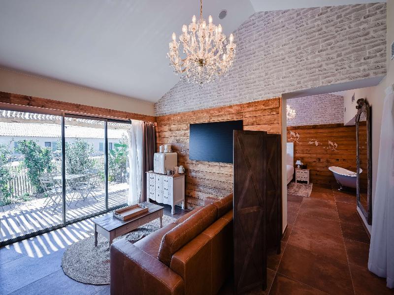 Le Hameau des Pesquiers Ecolodge, Curio Collection image