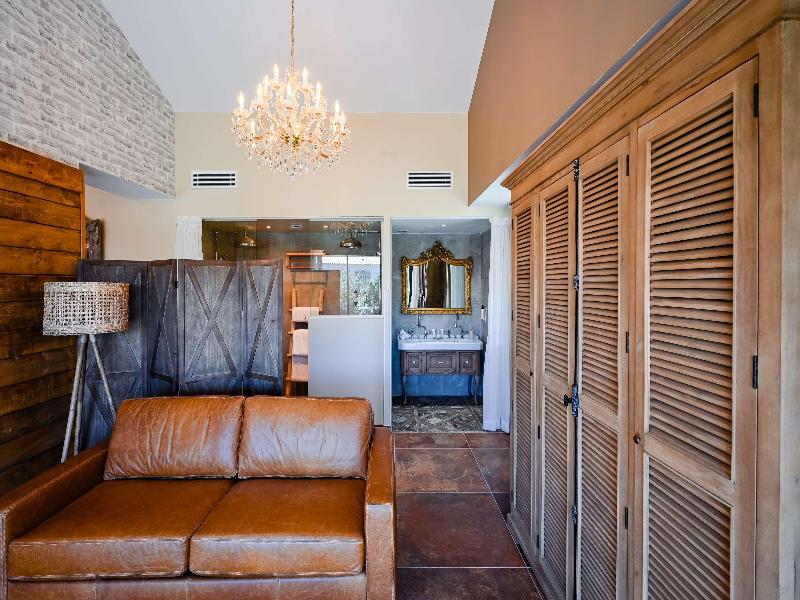 Le Hameau des Pesquiers Ecolodge, Curio Collection image