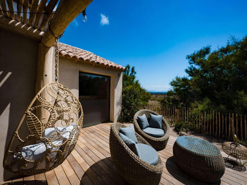 Le Hameau des Pesquiers Ecolodge, Curio Collection image
