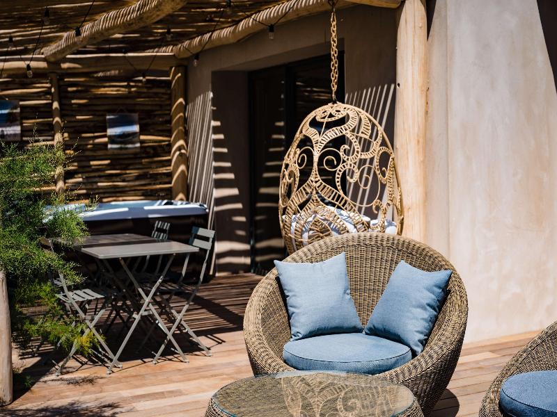 Le Hameau des Pesquiers Ecolodge, Curio Collection image