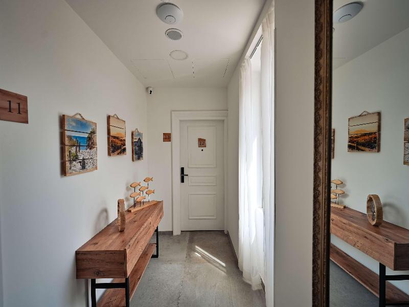Le Hameau des Pesquiers Ecolodge, Curio Collection image