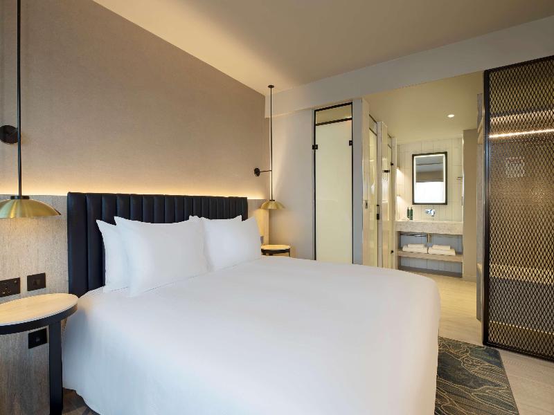 Hilton Garden Inn Peterborough City Centre image
