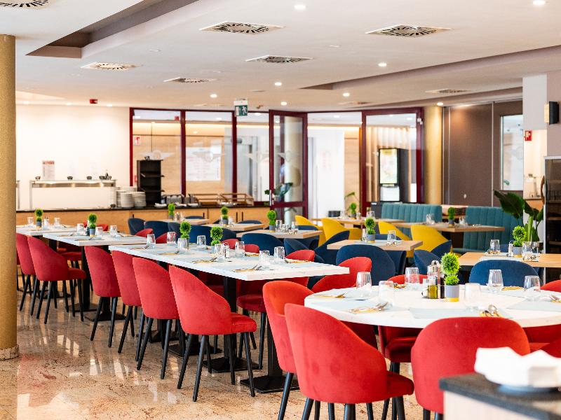 Airport Hotel Budapest image