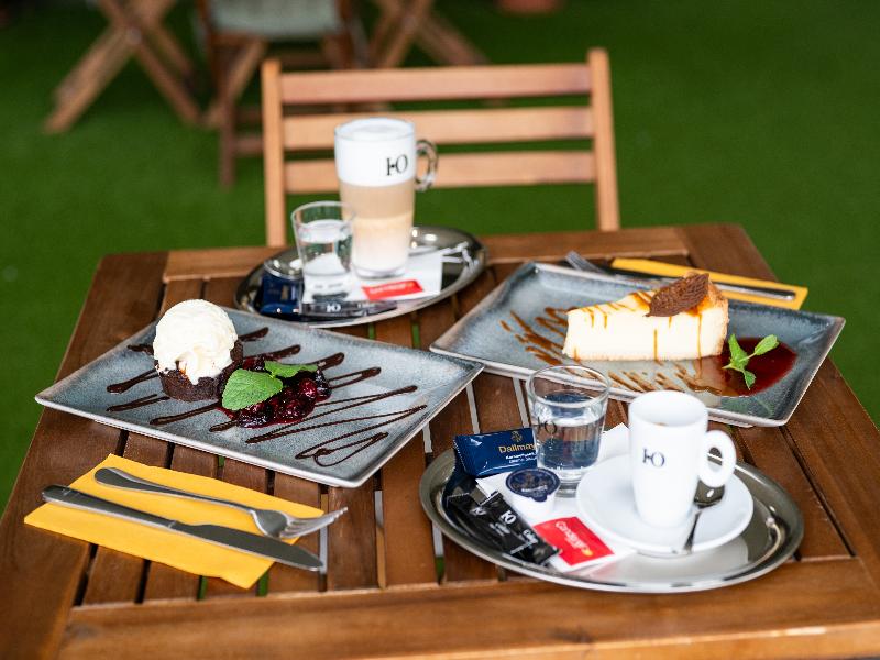 Airport Hotel Budapest image