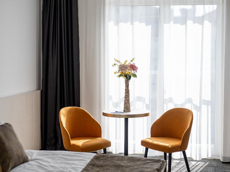 Airport Hotel Budapest image