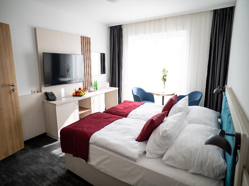 Airport Hotel Budapest image