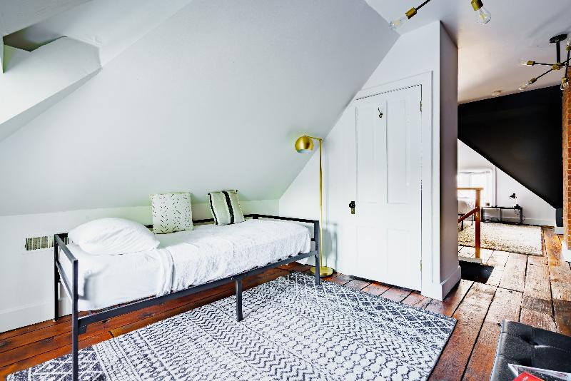 Jungle House - Luxury Stays image