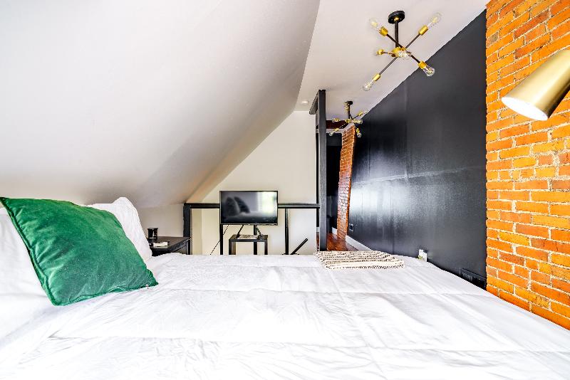 Jungle House - Luxury Stays image