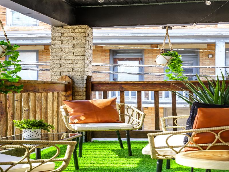 Jungle House - Luxury Stays image