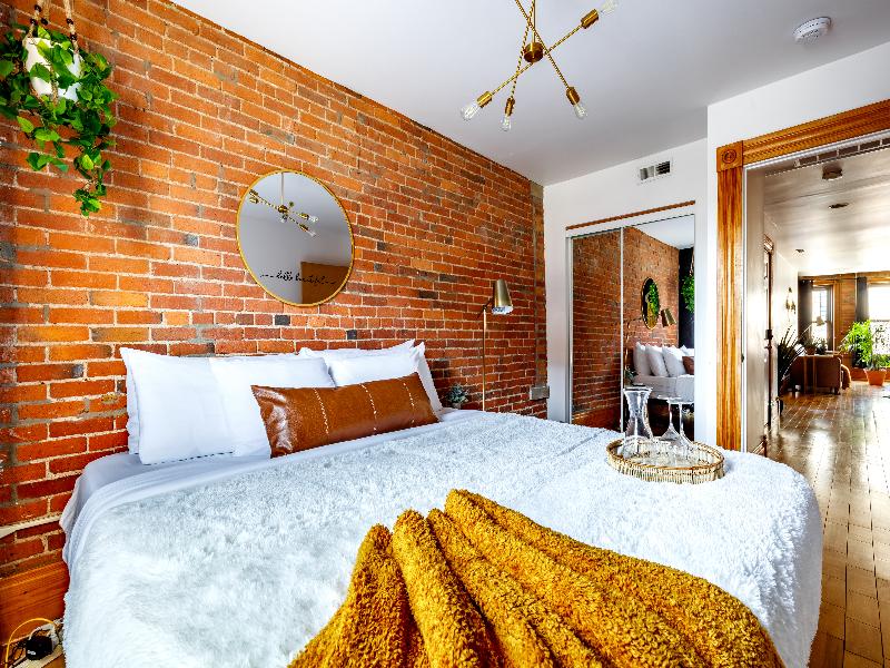Jungle House - Luxury Stays image
