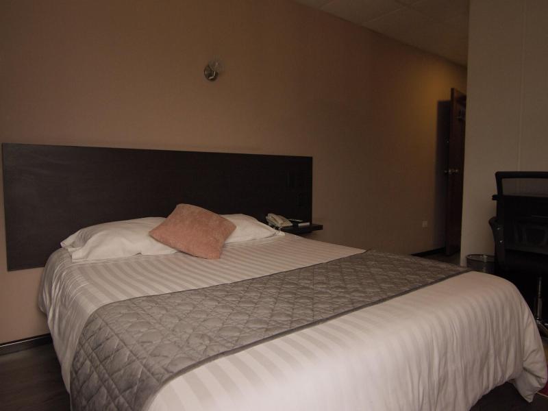 Hotel Italia Cuenca image