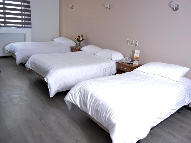 Hotel Italia Cuenca image