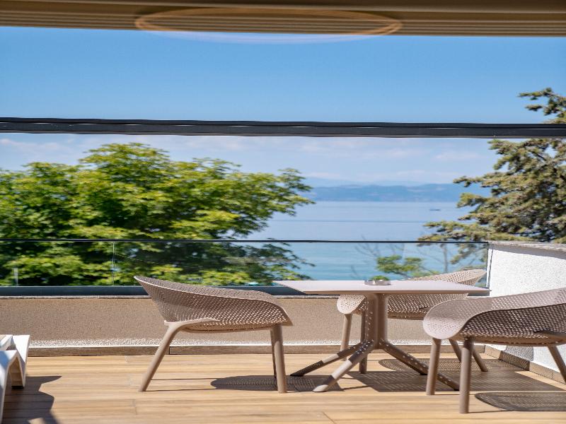 Lago Hotel & Spa image