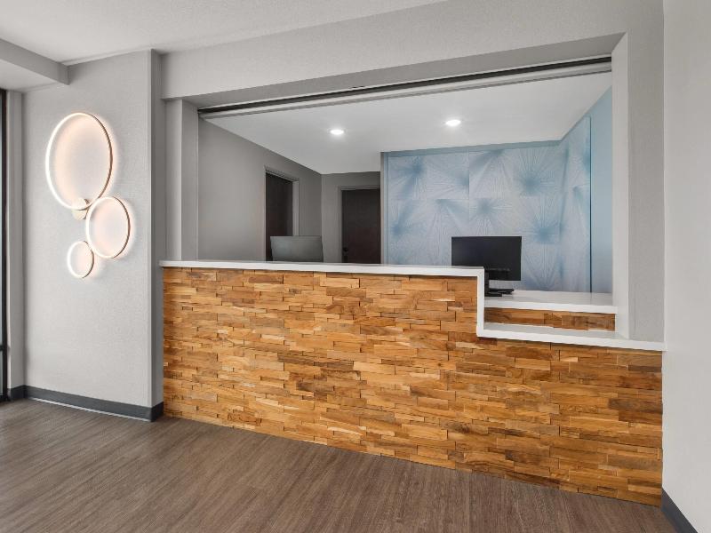 ECHO Suites Extended Stay Wyndham Ft Worth Allianc
