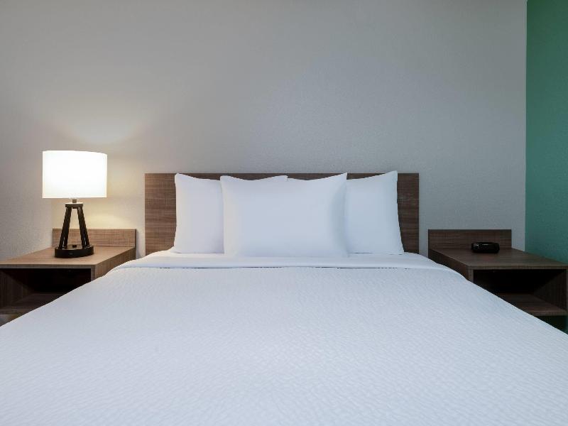 ECHO Suites Extended Stay Wyndham Ft Worth Allianc image