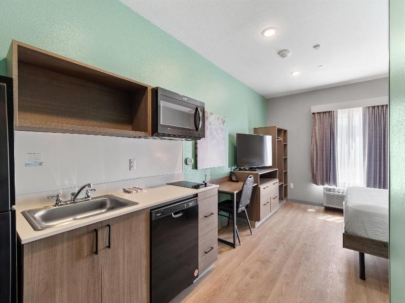 ECHO Suites Extended Stay Wyndham Ft Worth Allianc image
